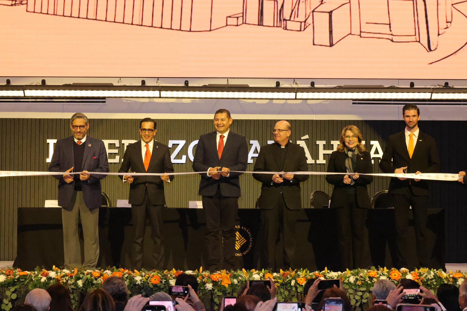 Puebla, segundo clúster educativo más importante, forma lideres con visión humanista