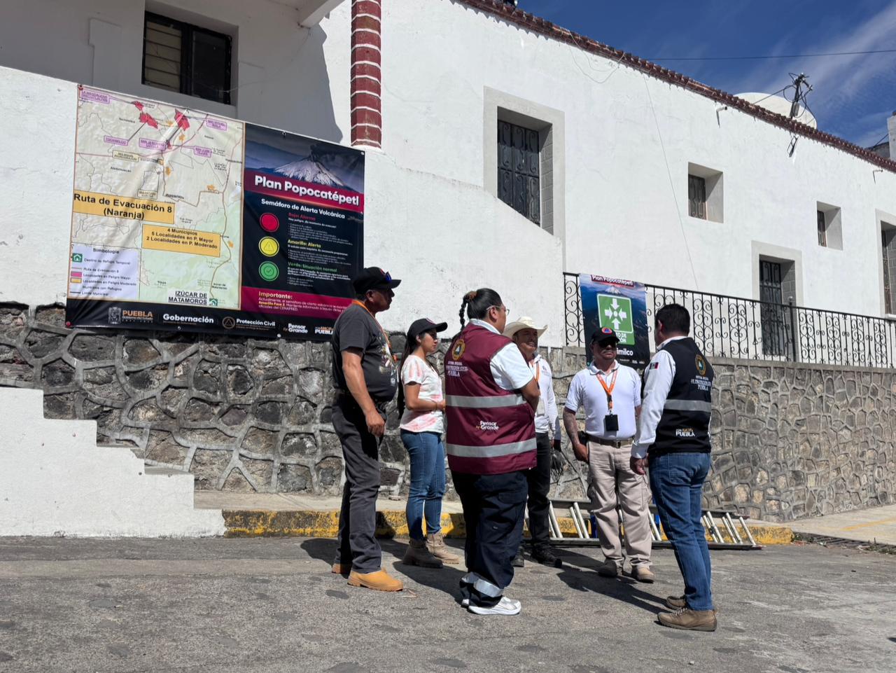 Refuerza Gobierno Estatal acciones preventivas ante actividad del volcán Popocatépetl