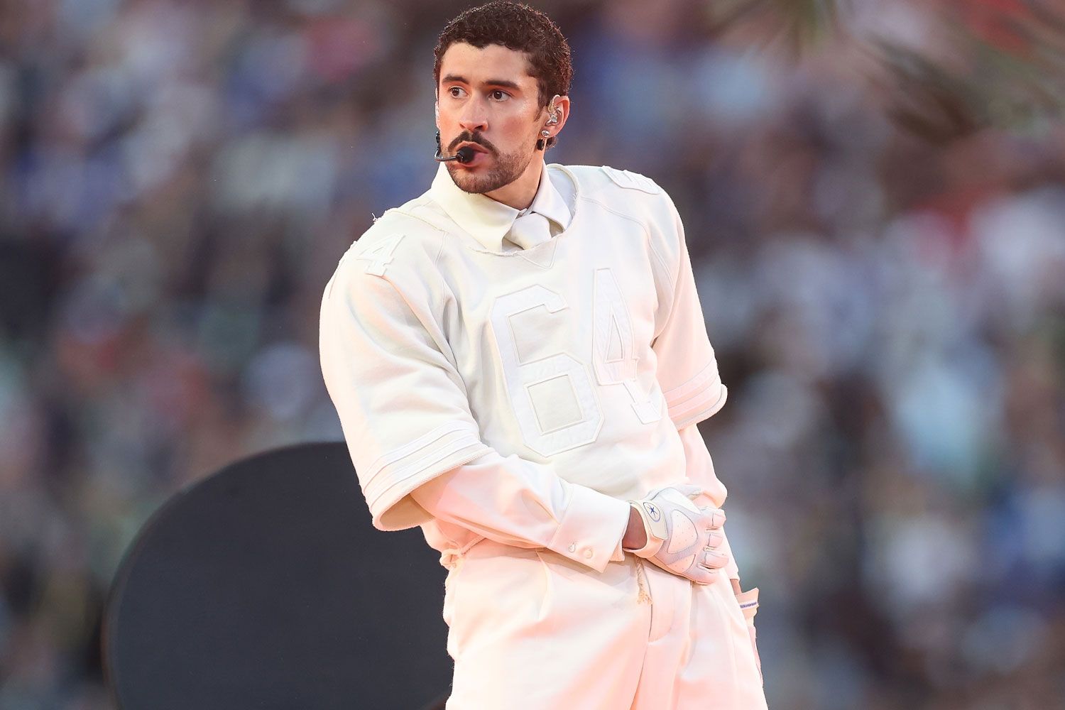 Bad Bunny hace historia en el medio tiempo del Super Bowl LX