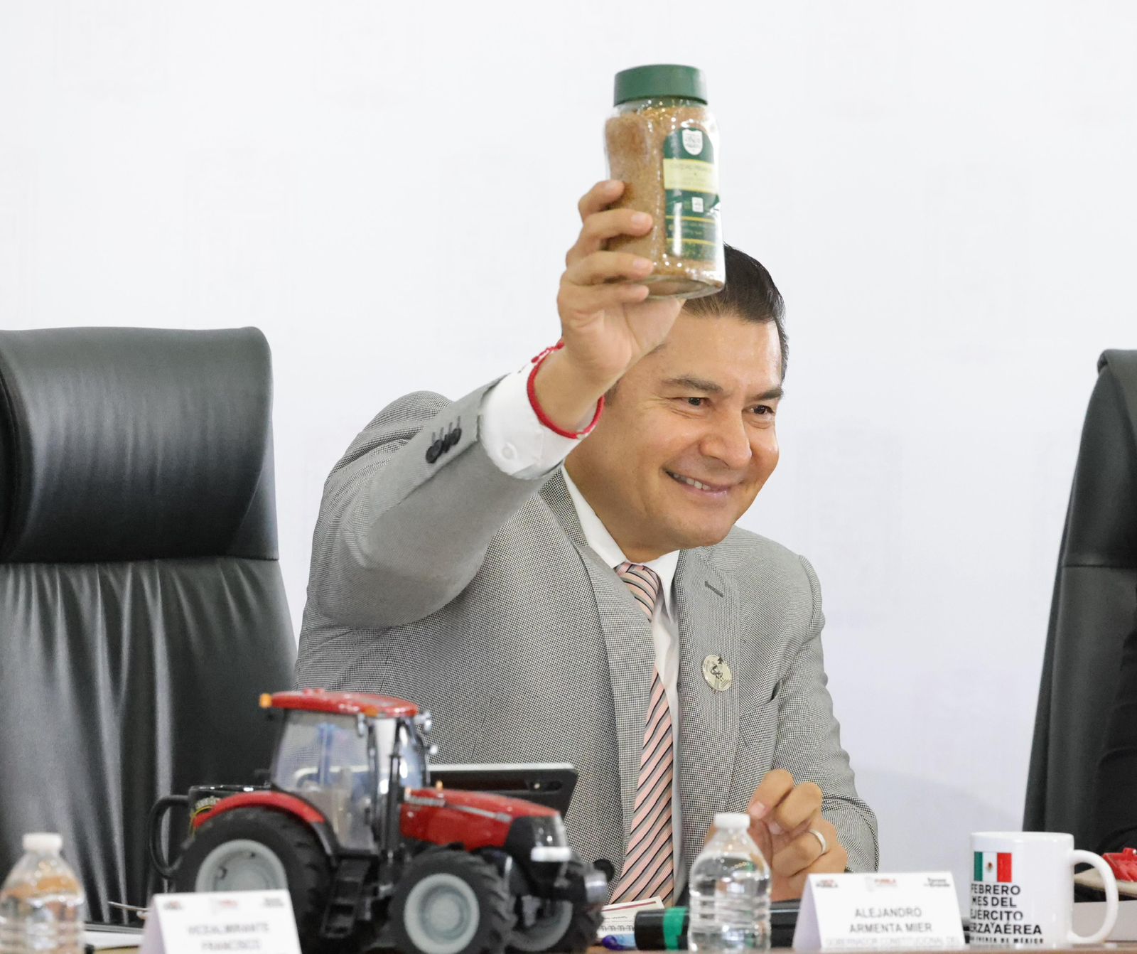 Con innovación, equipo y riqueza comunitaria, gobierno del estado transforma el campo