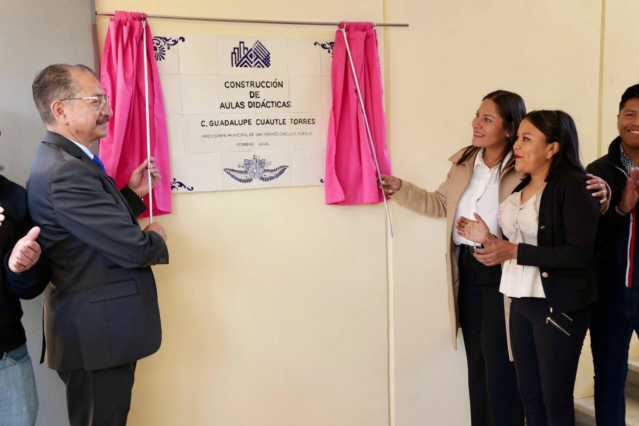 Lupita Cuautle sigue entregando obras de calidad para el desarrollo educativo en San Andrés Cholula