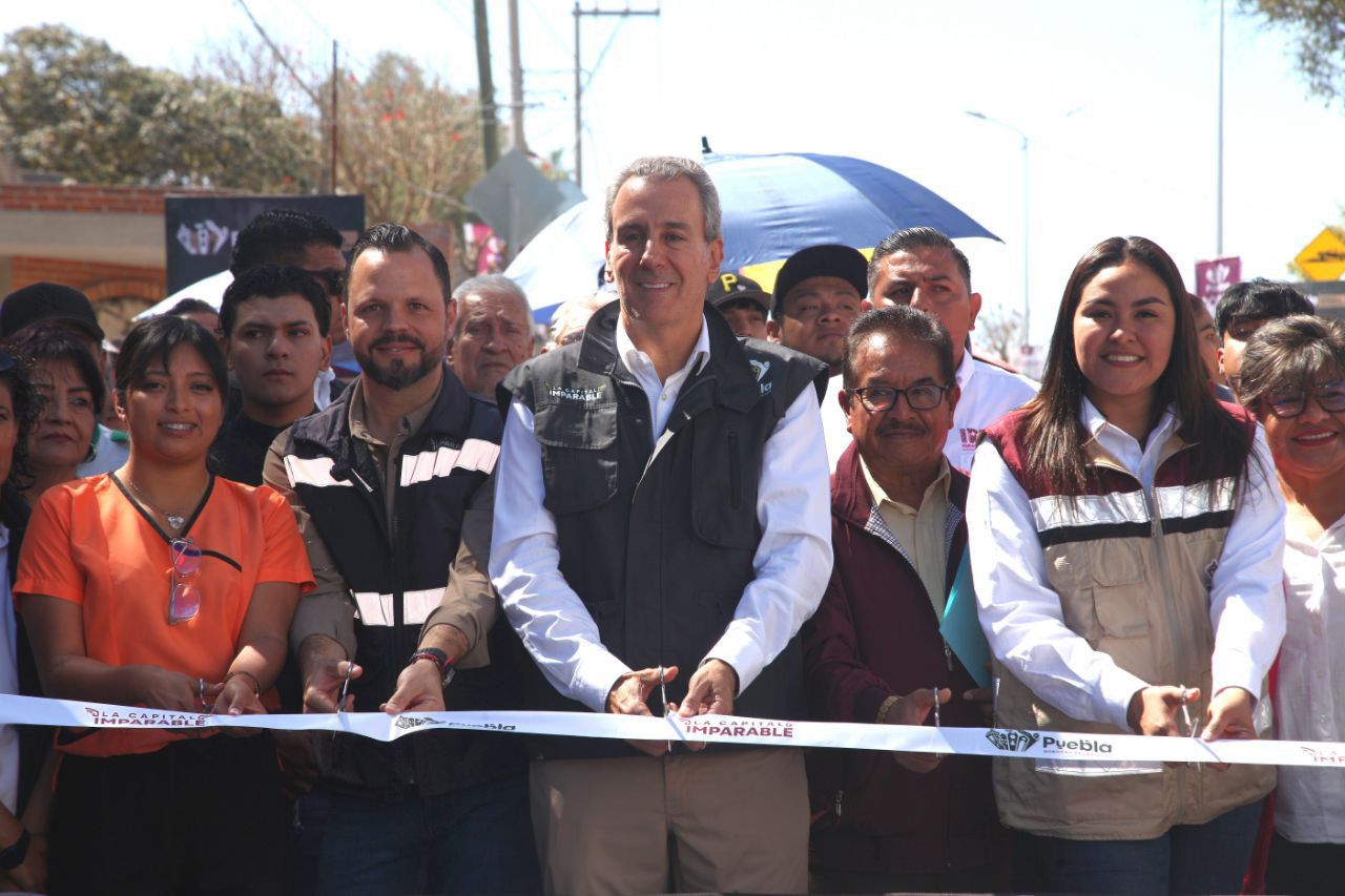 Entrega Pepe Chedraui obras viales en la Junta Auxiliar Ignacio Romero Vargas