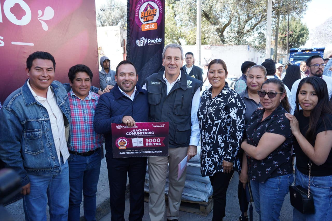 Impulsa Pepe Chedraui estrategia integral de bacheo en juntas auxiliares de la capital