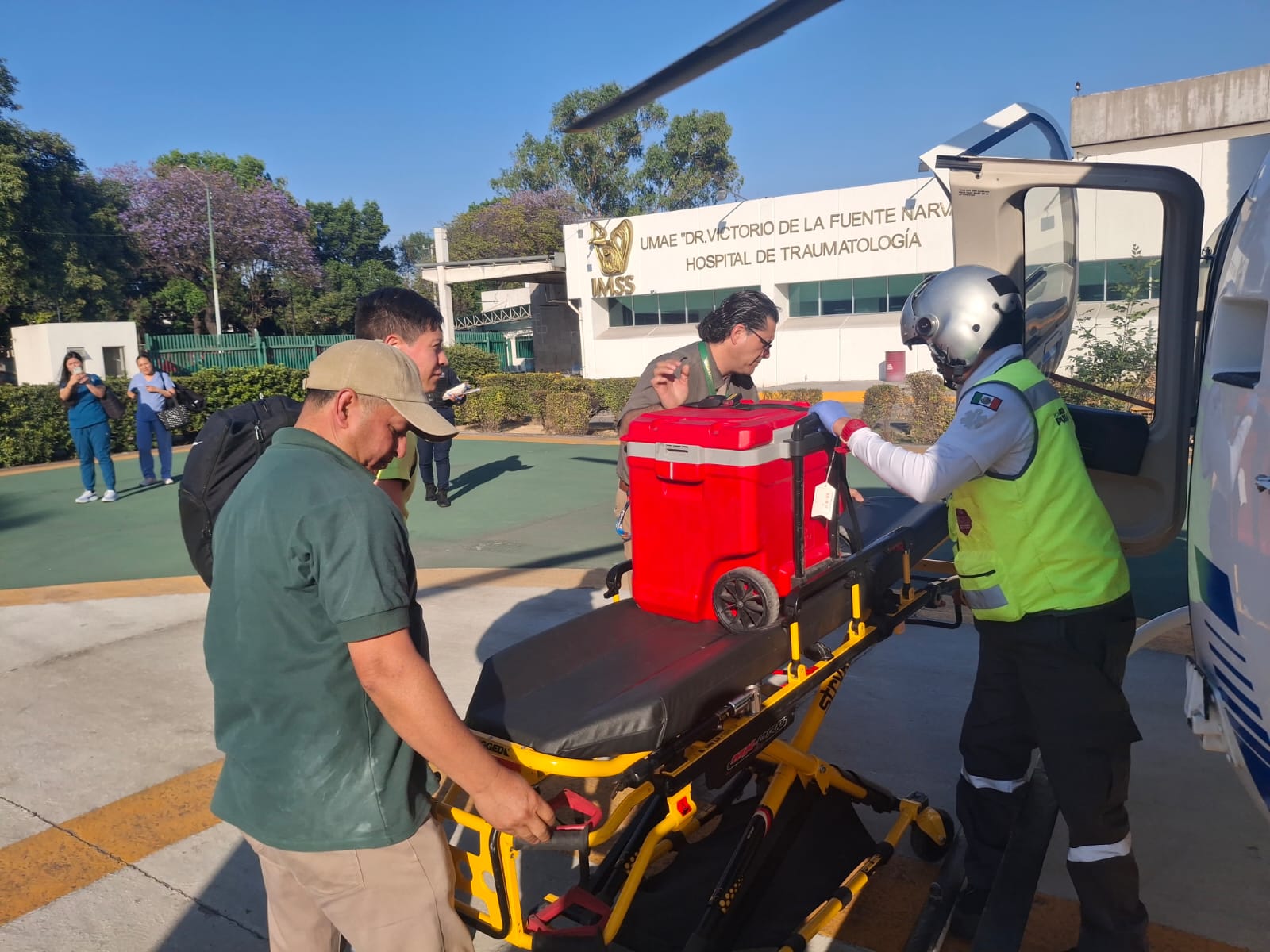 Gobierno Estatal coordina traslado aéreo de órganos para trasplante en CDMX