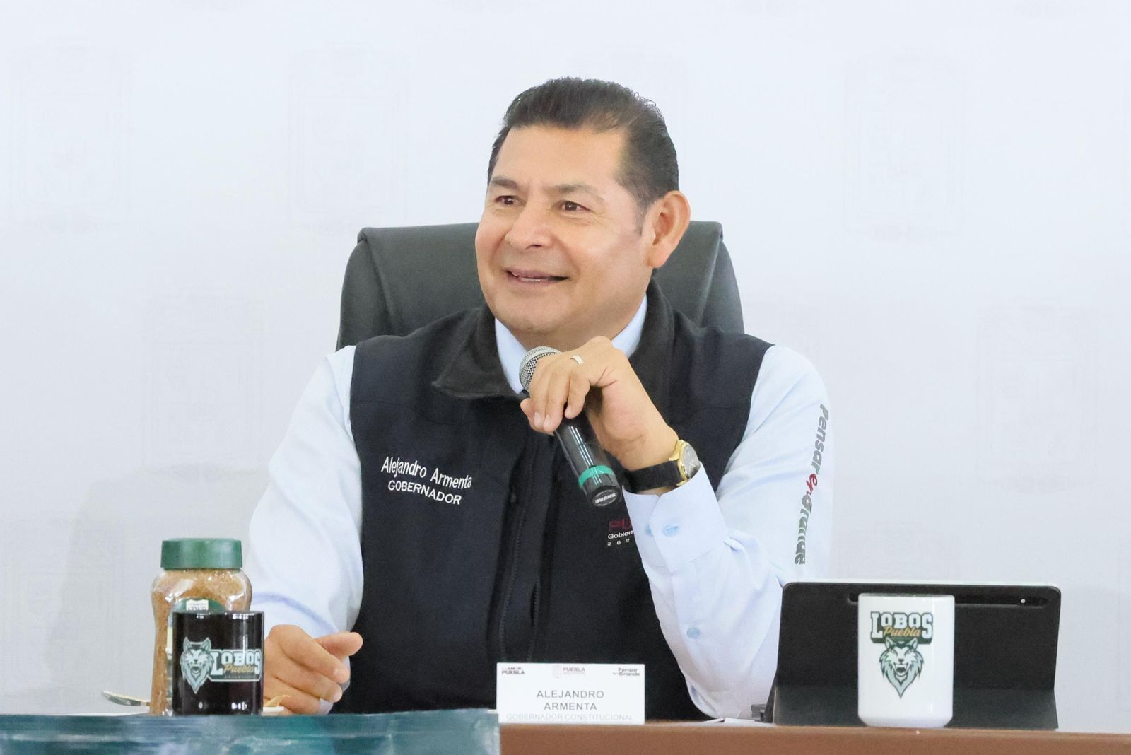 Gobierno de Puebla garantiza derecho a audiencias y uso transparente de recursos públicos