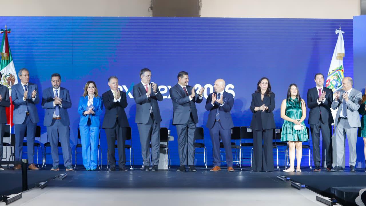 Juntos, Gobierno Federal y Estatal fortalecen industria textil con seguridad y promoción