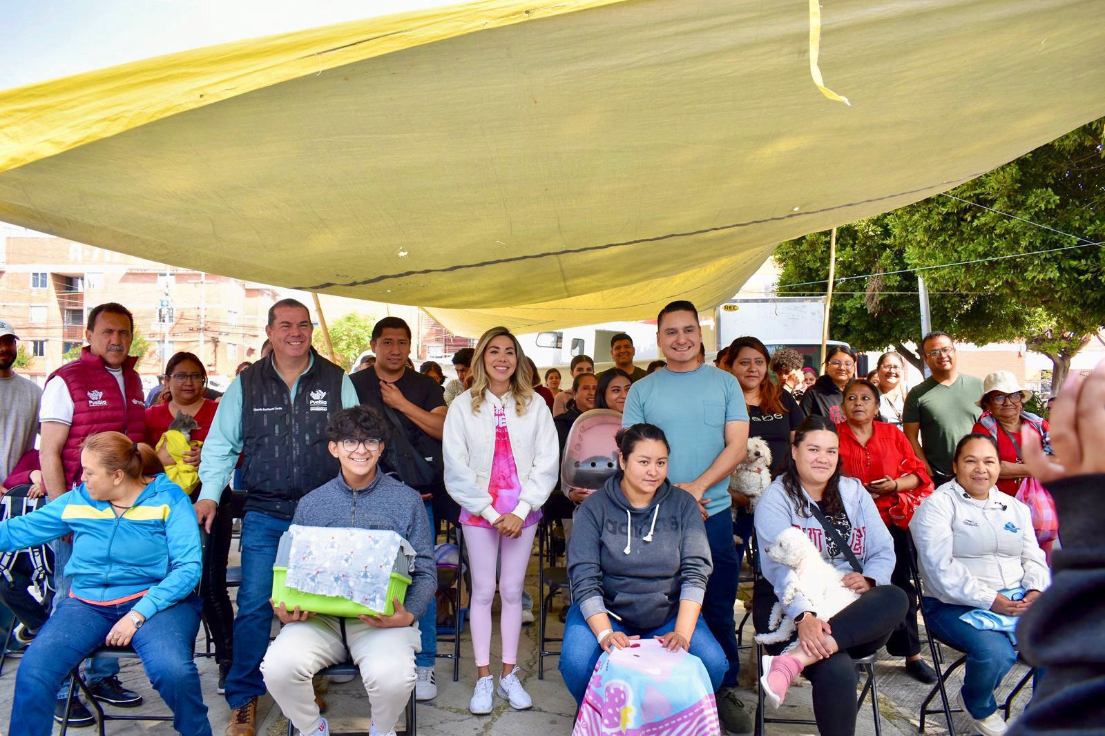 Pepe Chedraui impulsa jornadas de bienestar animal en distintas colonias de Puebla