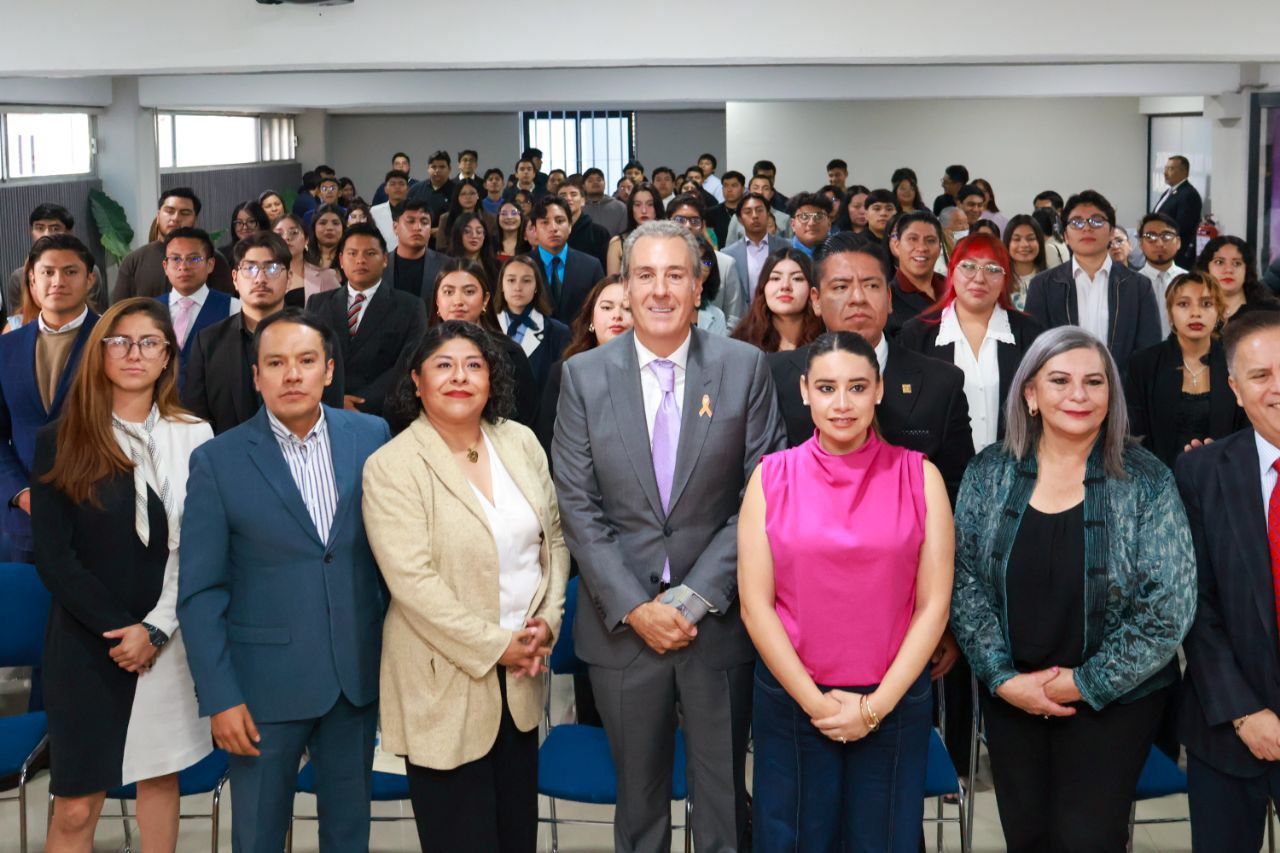 Pepe Chedraui impulsa el talento juvenil con el 2° Concurso de Oratoria “Imparables con Voz”