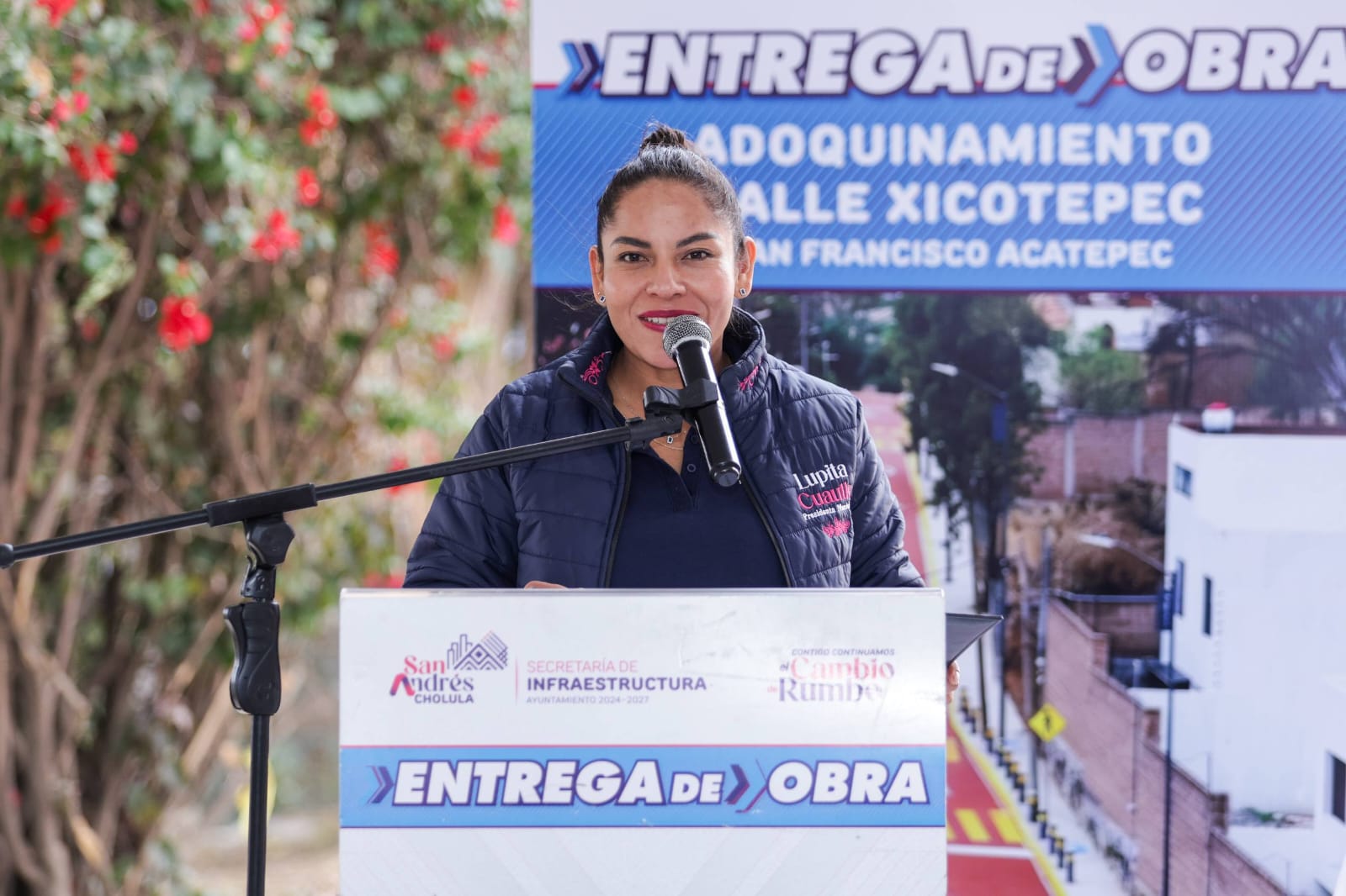Mejora Lupita Cuautle espacios públicos con entrega de obra en San Francisco Acatepec