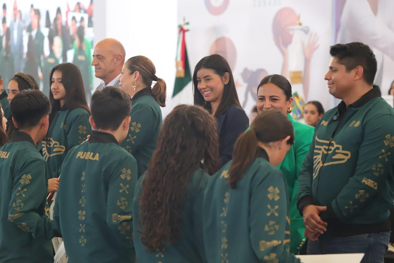 Campeonas y campeones poblanos por la gloria de la olimpiada CONADE 2026
