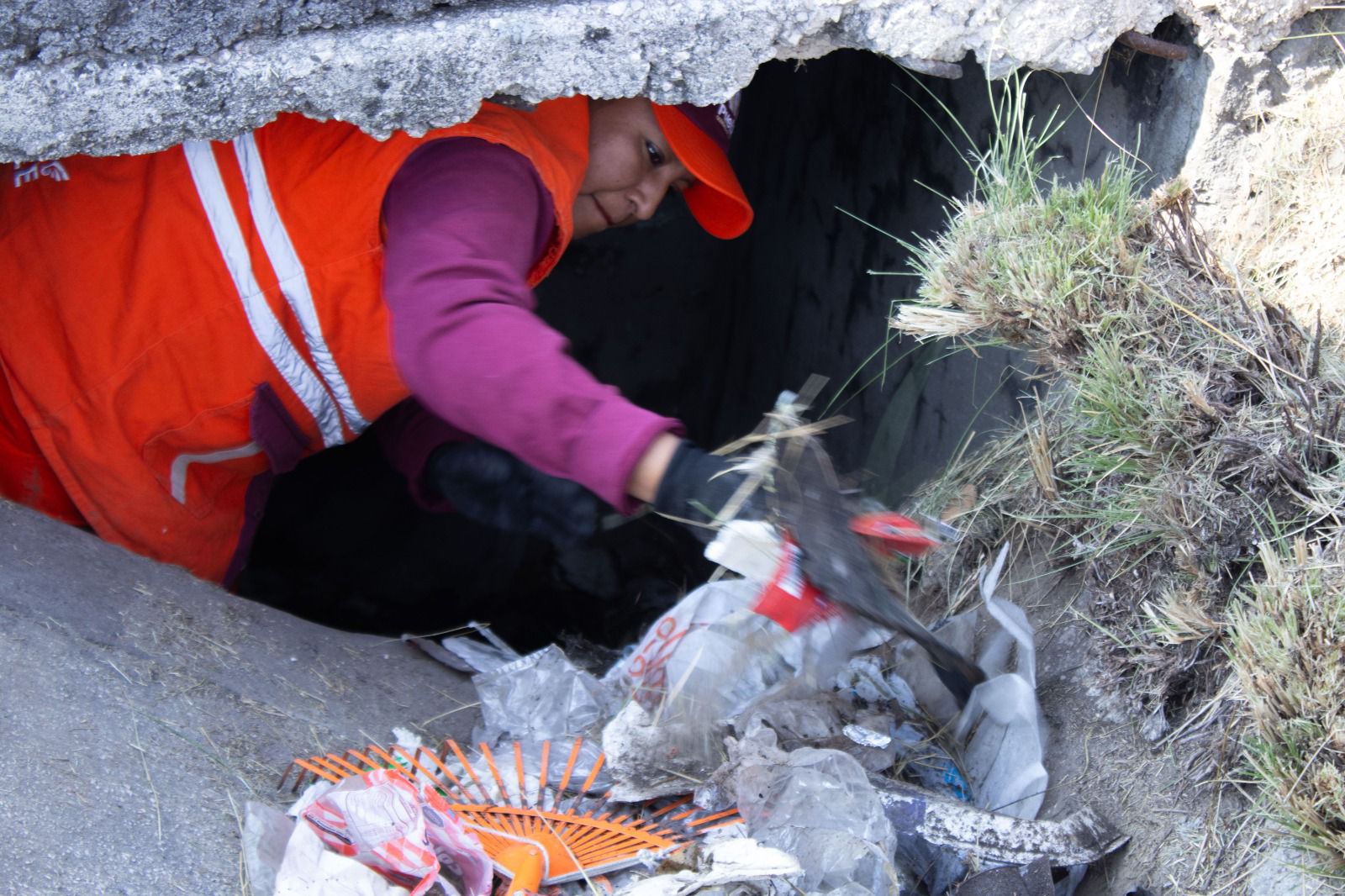 Acciones de limpieza del Gobierno de Pepe Chedraui llegan a Bulevar Municipio Libre