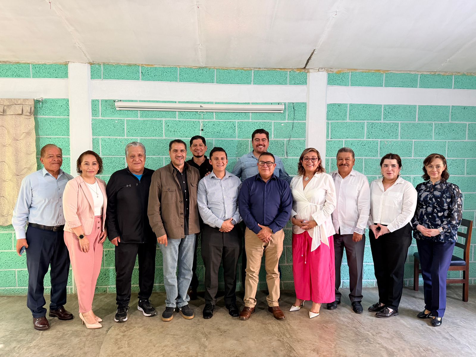 Sostiene ISSSTE Puebla reunión de trabajo con organización de jubilados y pensionados de la Sierra Norte
