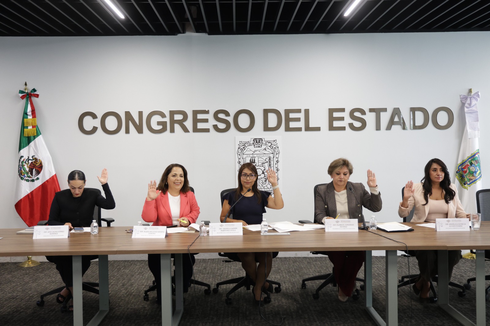 Comisión de Educación avala reformas para fomentar la salud mental en los planteles educativos