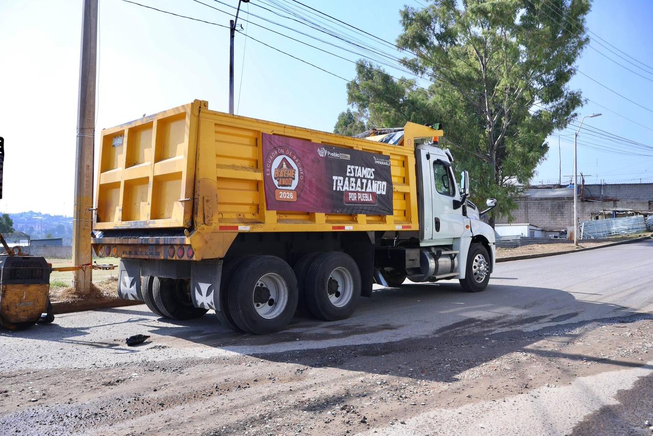 Mantiene Pepe Chedraui supervisión permanente a trabajos de bacheo para fortalecer vialidades en Puebla capital