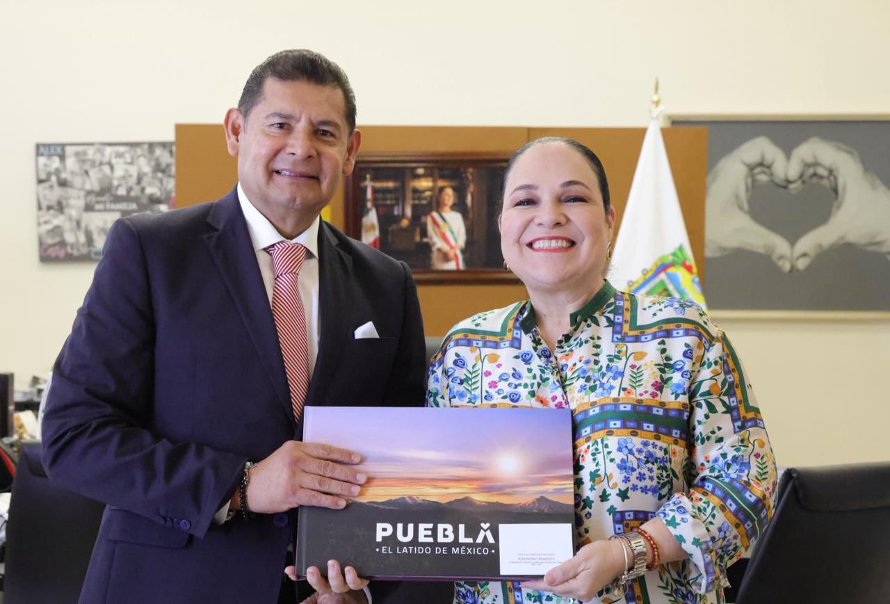 El Gobierno de México liberó el 11 de mayo a 1,115 mujeres productoras y pequeños productores de Puebla de sus adeudos con la Financiera Nacional de Desarrollo