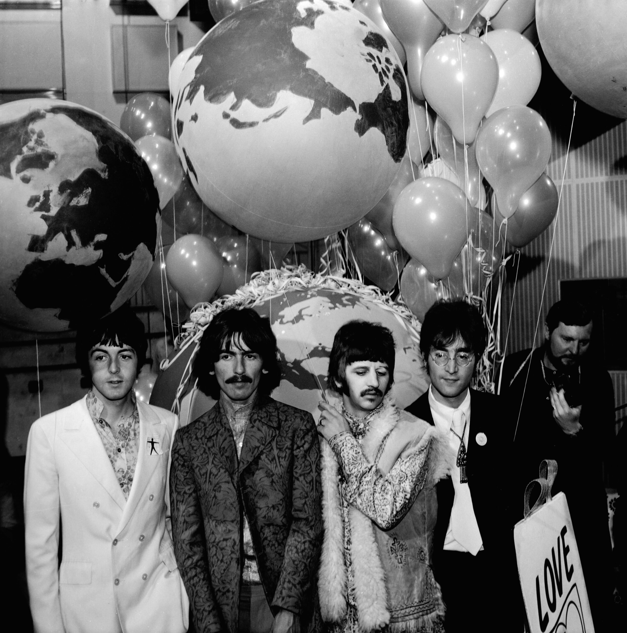 The Beatles y Apple Corps Ltd. reconocen oficialmente la iniciativa de los fans para compartir el mensaje de The Beatles: «All You Need is Love»