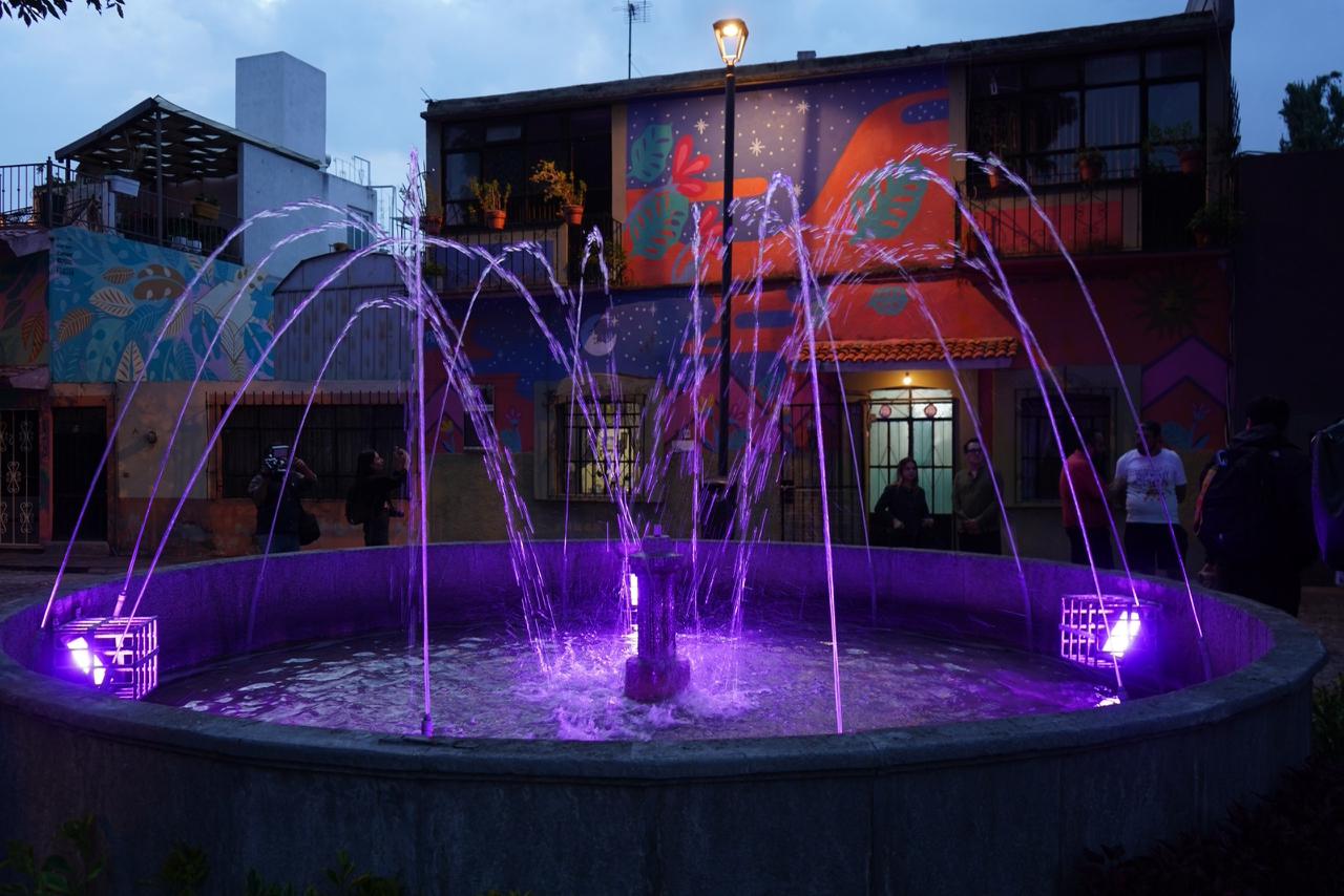 Realiza Gobierno de Pepe Chedraui mantenimiento de fuente en el Parque del Barrio de Xanenetla