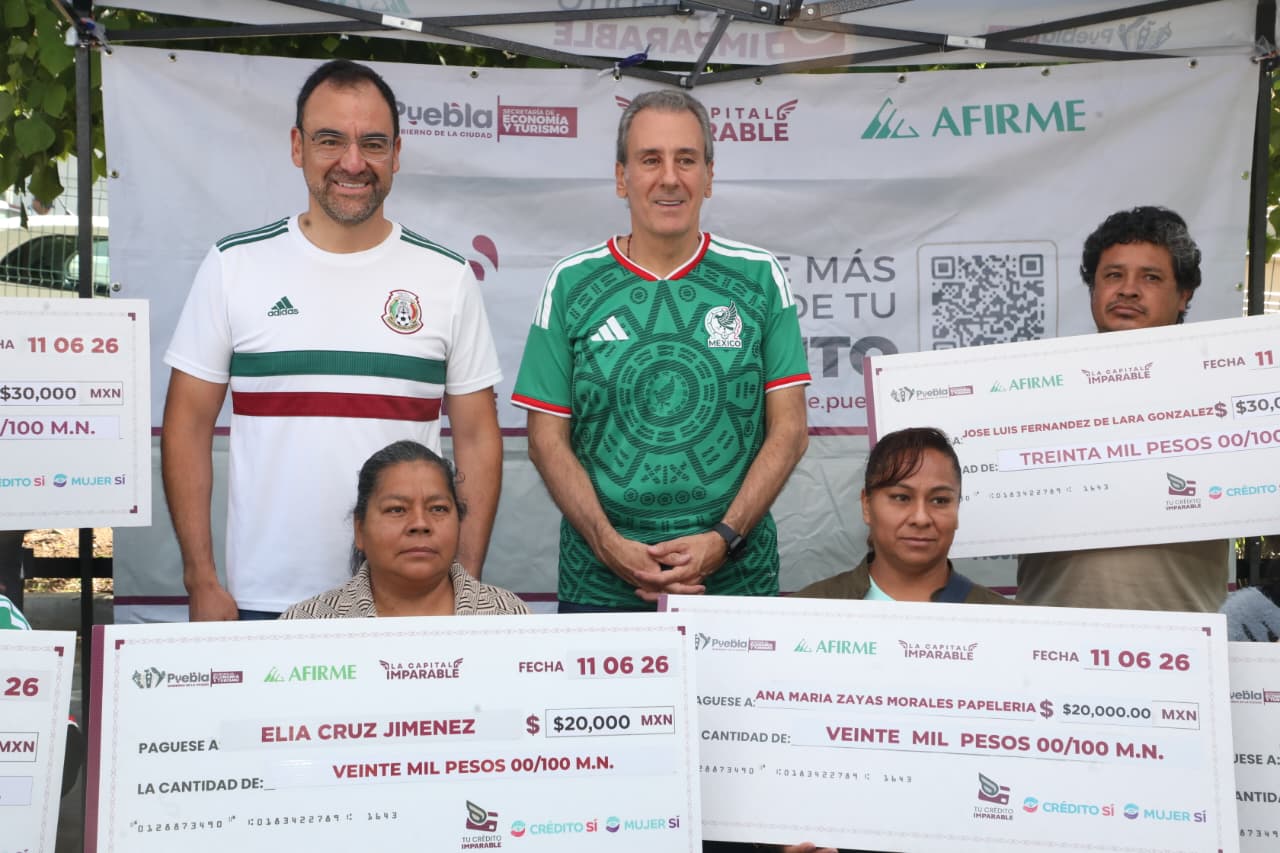 Entrega Pepe Chedraui cheques de “Tu Crédito Imparable” en San Jerónimo Caleras