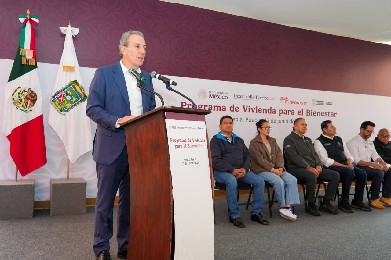 Armenta y Chedraui entregan beneficios del Programa de Vivienda para el Bienestar en Puebla