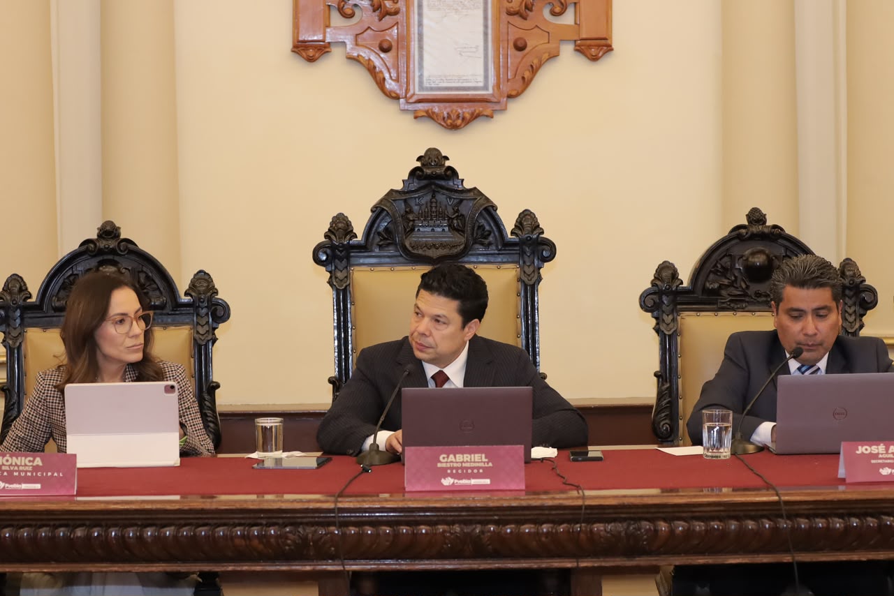 Aprueba Cabildo jubilaciones a trabajadoras y trabajadores del Ayuntamiento de Puebla