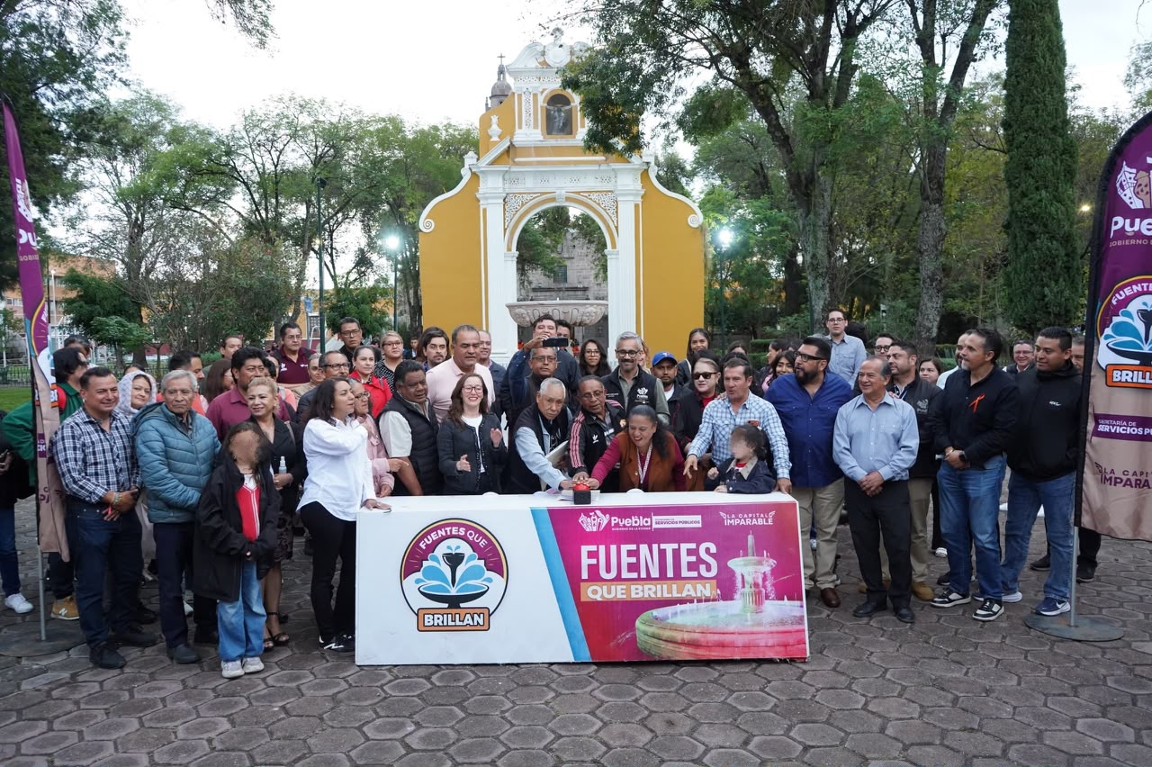 Entrega Gobierno de Pepe Chedraui mantenimiento de la fuente del Parque de Santiago