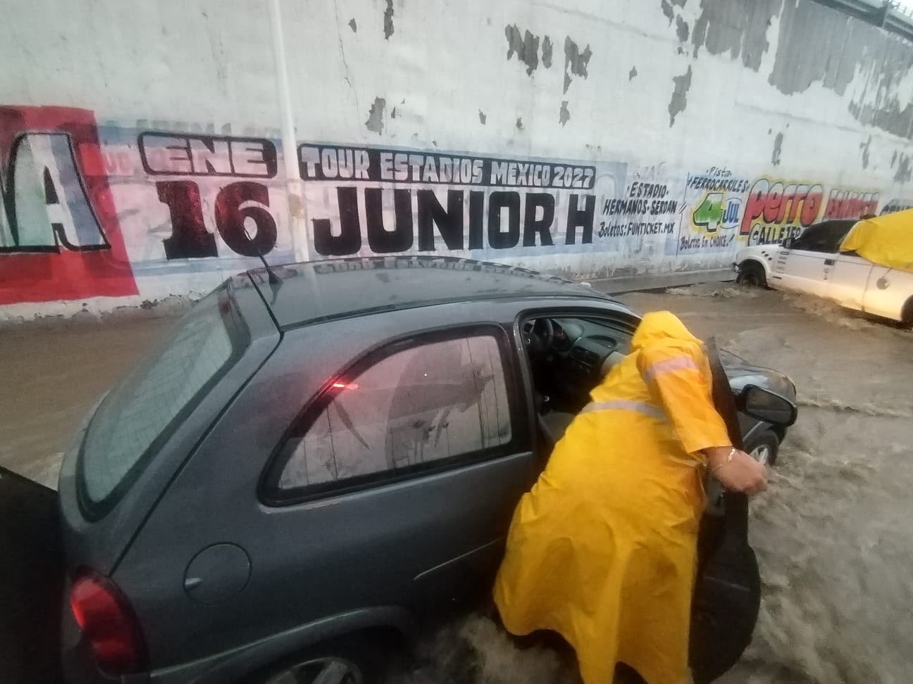 Protección Civil atiende afectaciones por lluvias en zona metropolitana
