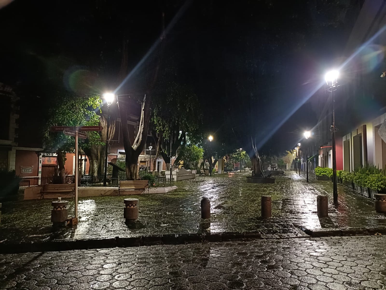 Informa Pepe Chedraui restablecimiento de suministro electrico en el Centro Histórico