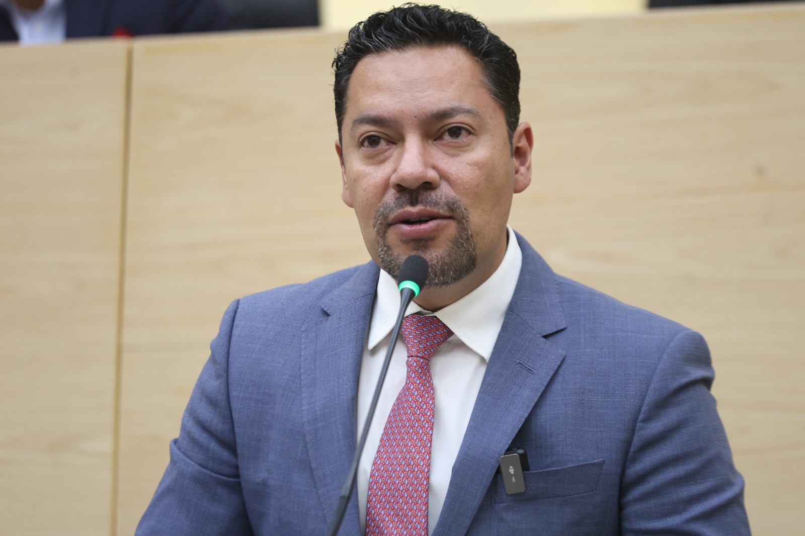Propone diputado Andrés Villegas que policías porten cámaras corporales durante sus funciones