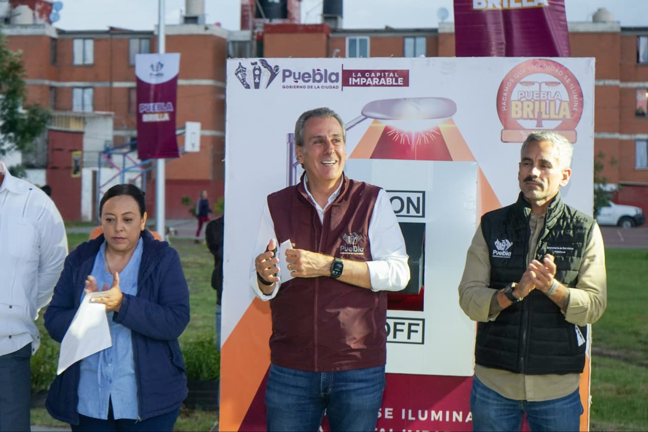 Inaugura Pepe Chedraui alumbrado público en Galaxia La Laguna con tecnología LED
