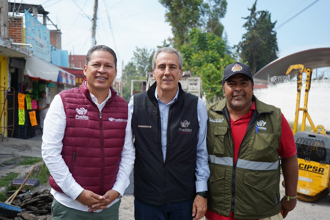 Pepe Chedraui continúa recorriendo la capital con el programa permanente «Bacheando Puebla»