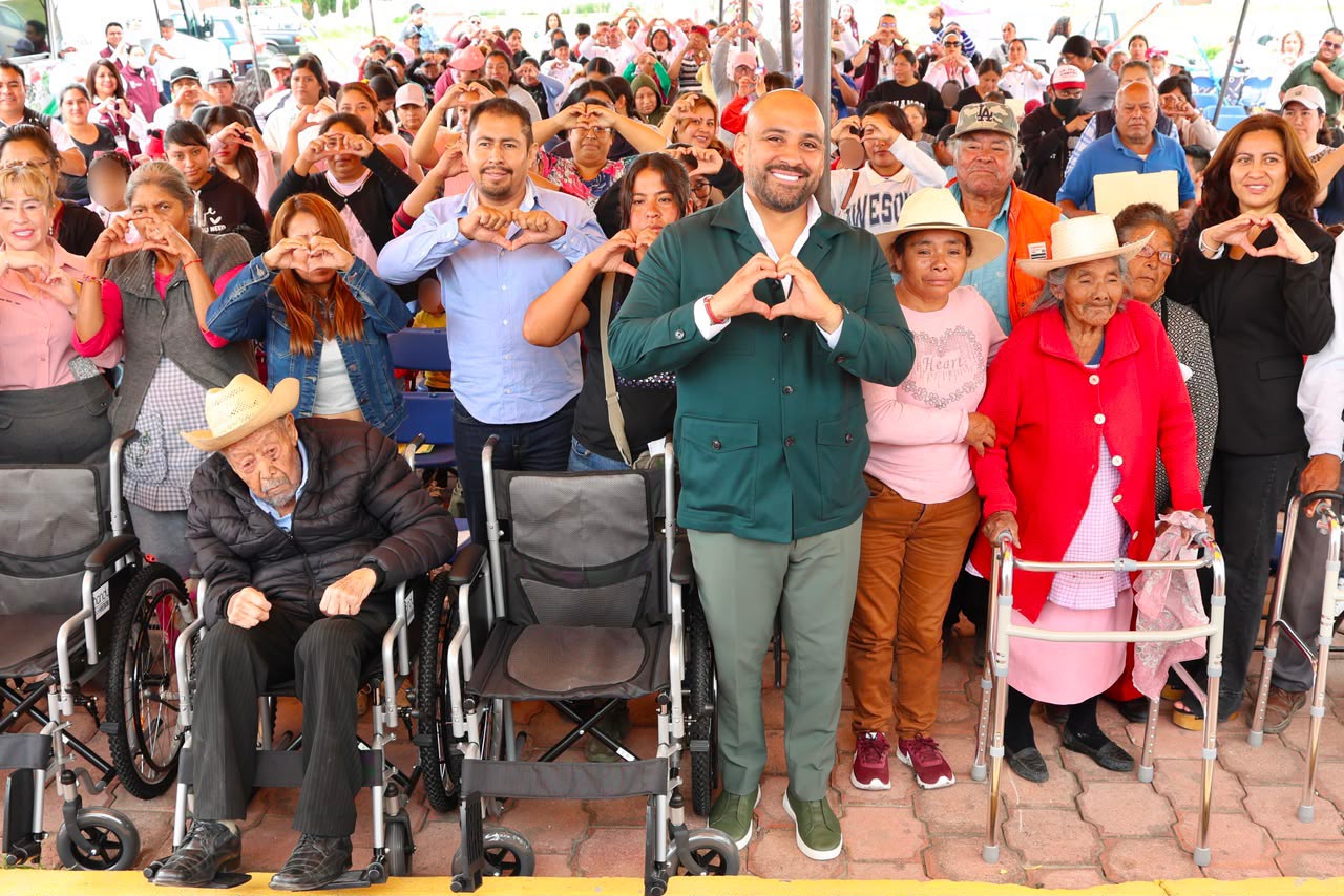 SEDIF abraza a familias de San José Chiapa con jornada de servicios