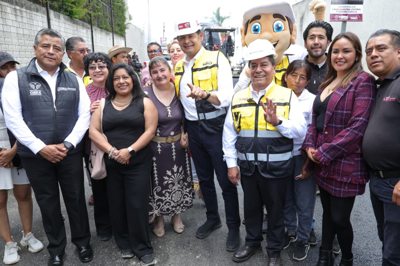Gobierno Estatal acelera transformación vial en juntas auxiliares de Puebla