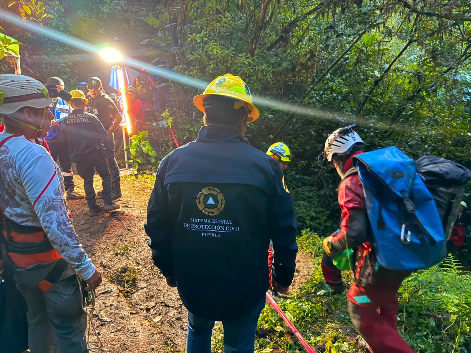 Por tercer día consecutivo se mantiene búsqueda en Gruta de Chichicazapa