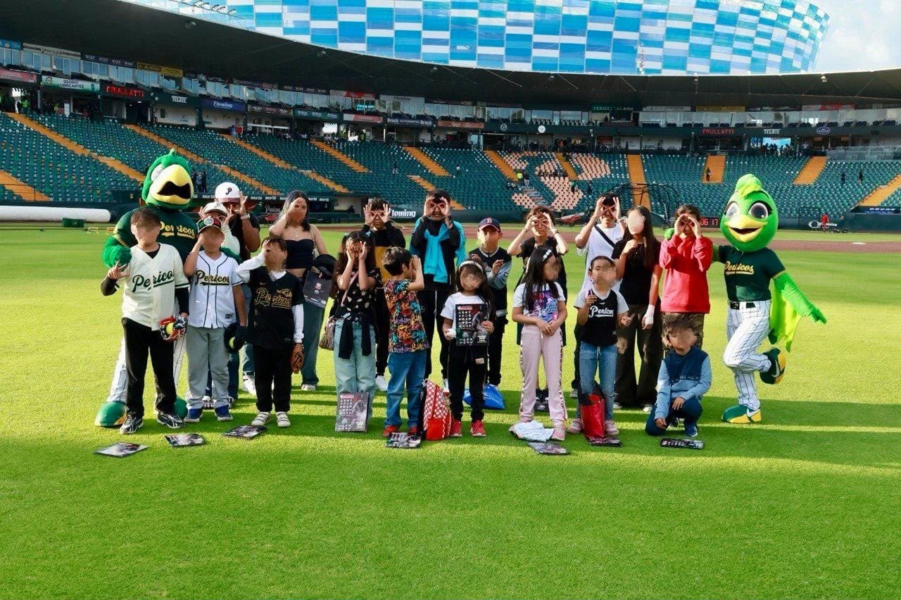 Realiza Gobierno de Pepe Chedraui clínica deportiva con Pericos de Puebla