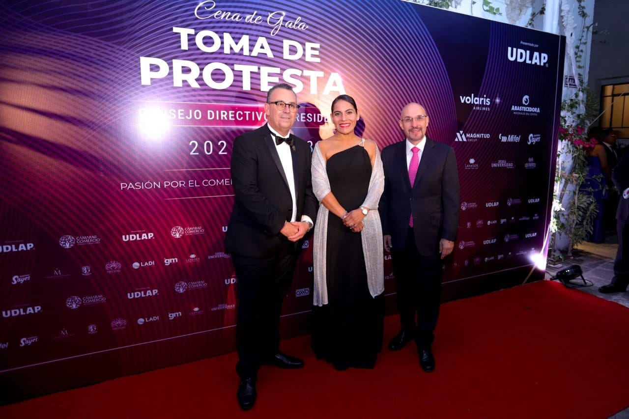 Lupita Cuautle refrenda alianza con el sector empresarial durante toma de protesta de Canaco Puebla