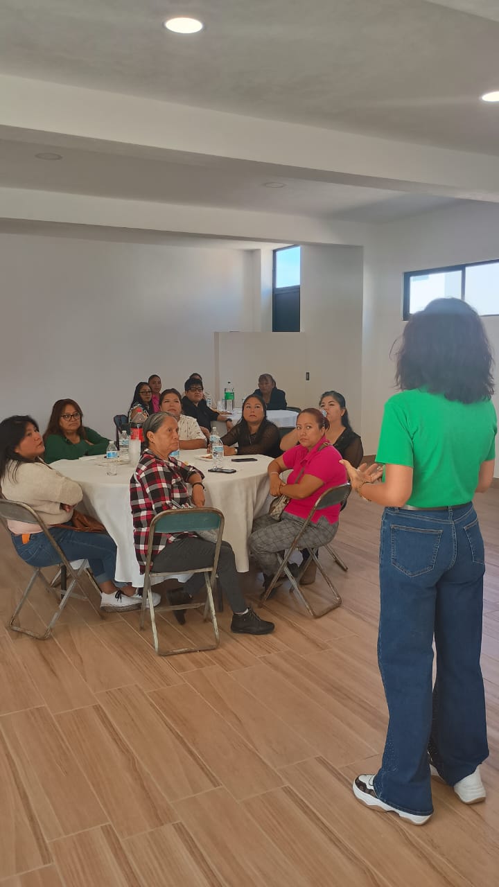 Diputada Norma Pimentel fortalece diálogo y cercanía con mujeres líderes de su distrito