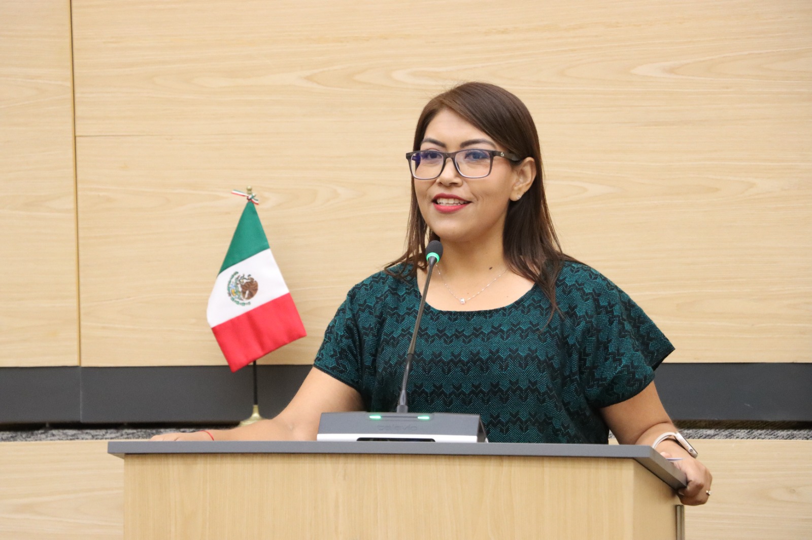 Leonela Martínez y Elías Lozada impulsan iniciativa para la disminución progresiva de animales abandonados