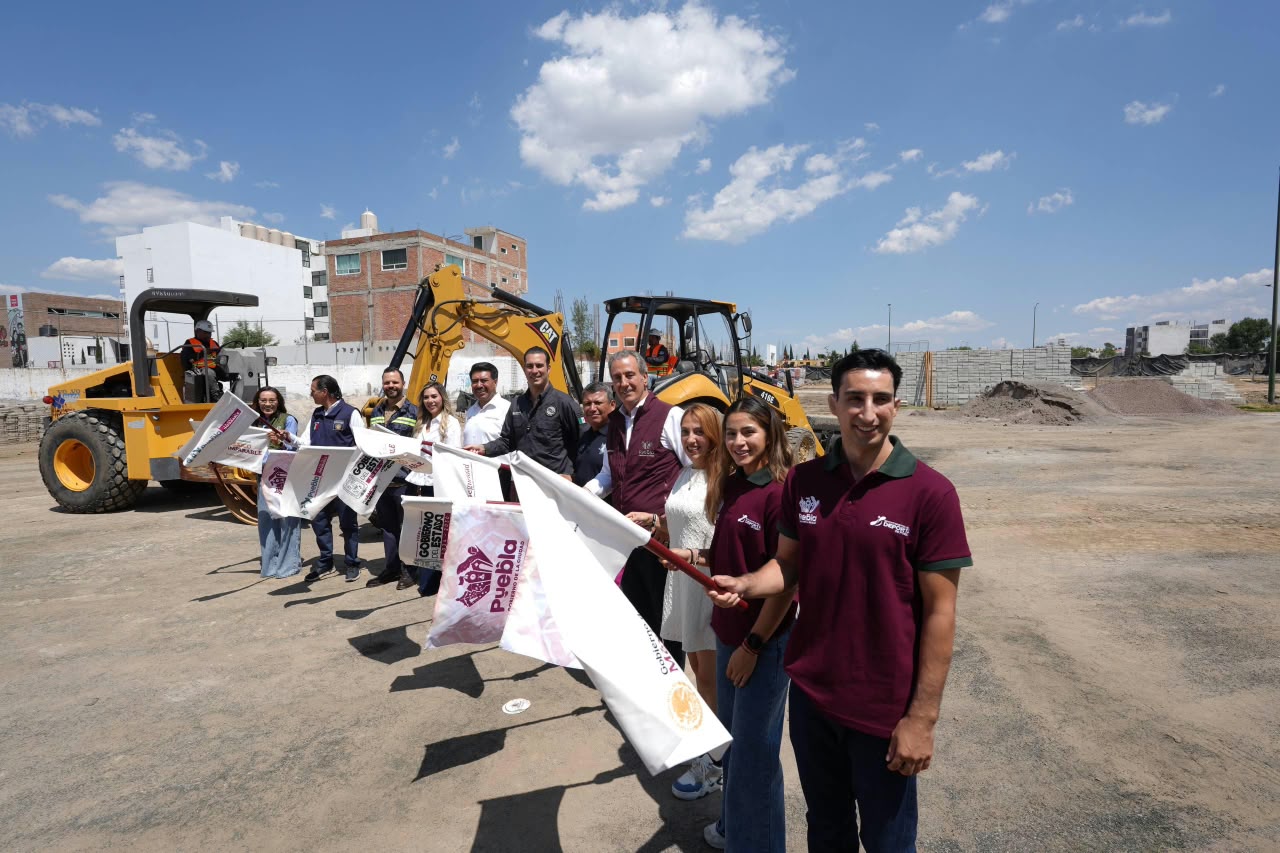 Arrancan Miguel Torruco, Francisco Sánchez y Pepe Chedraui construcción del Centro Comunitario México Imparable