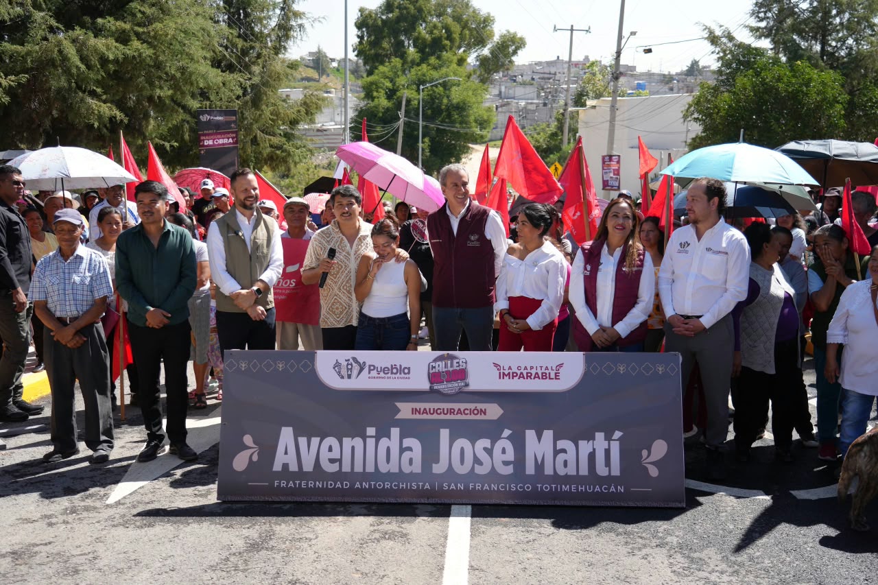 Entrega Pepe Chedraui rehabilitación vial en la colonia Fraternidad Antorchista