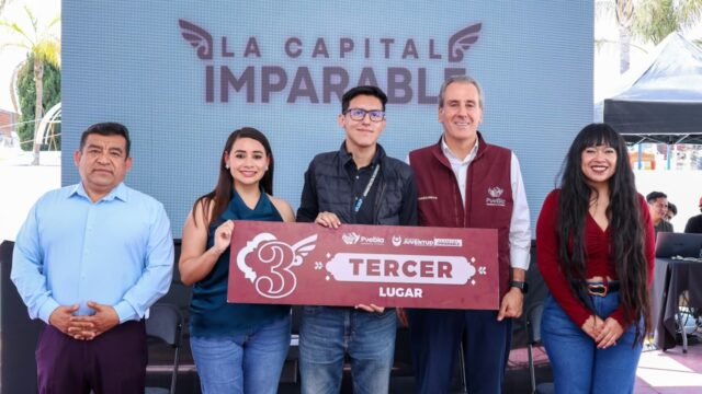 Acerca Pepe Chedraui oportunidades de emprendimiento a las juventudes de San Miguel Canoa