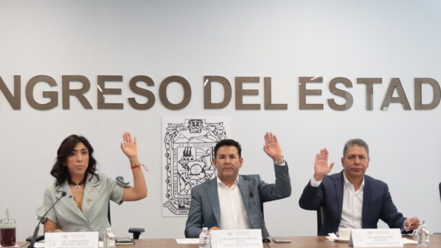 Comisión del Congreso aprueba reformas para fortalecer los procesos de entrega-recepción
