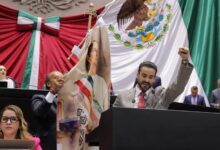 ¡Se pasó de lambiscón! Toño López se luce con Sheinbaum en San Lázaro