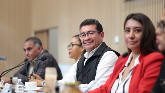 Gaby “La Bonita” deja el gabinete y se mete de lleno a la pelea por Puebla capital