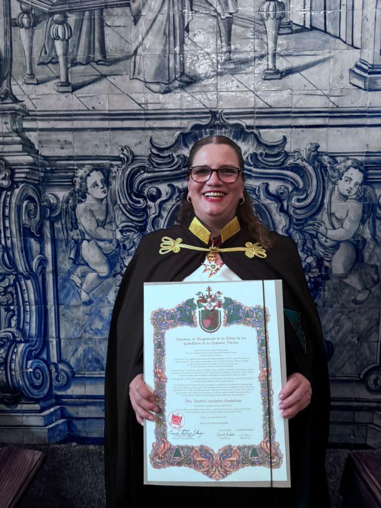 COMENTARIO A TIEMPO. Beatriz Saavedra Gastélum, la poeta del presente de México y del mundo