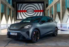 Parece un coche pensado para ciudad hasta que aparecen dos cifras: 446 km y 441 litros de maletero