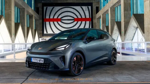 Parece un coche pensado para ciudad hasta que aparecen dos cifras: 446 km y 441 litros de maletero