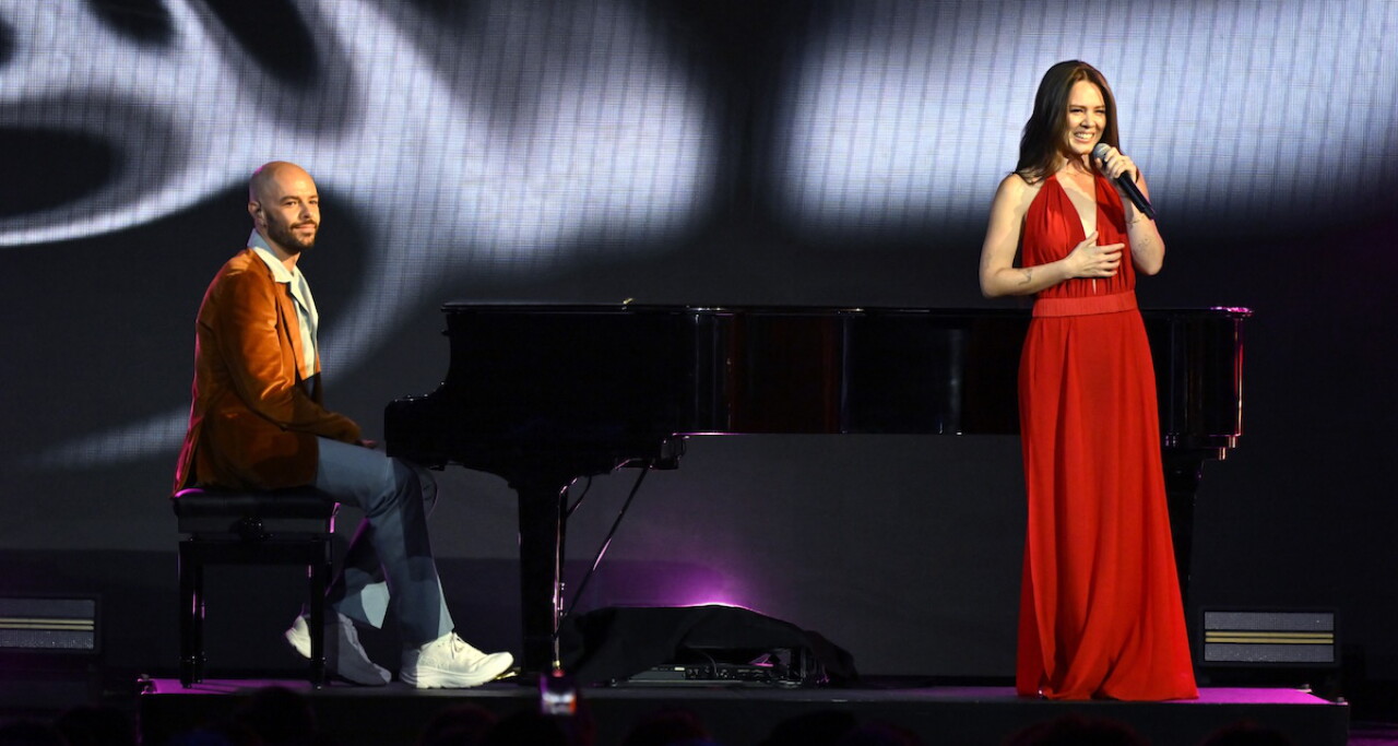 Tras anunciar su “pausa” de Jesse & Joy, Jesse Huerta aclara que no se retira y presenta ‘Jesse and The Supernovas’