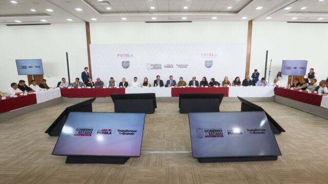 Gobierno federal y estatal aplicarán medidas severas ante contaminación del Atoyac