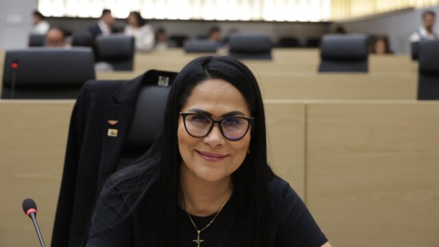Propone diputada Fedrha Suriano actualización y fortalecimiento del seguro de vida para personas servidoras públicas