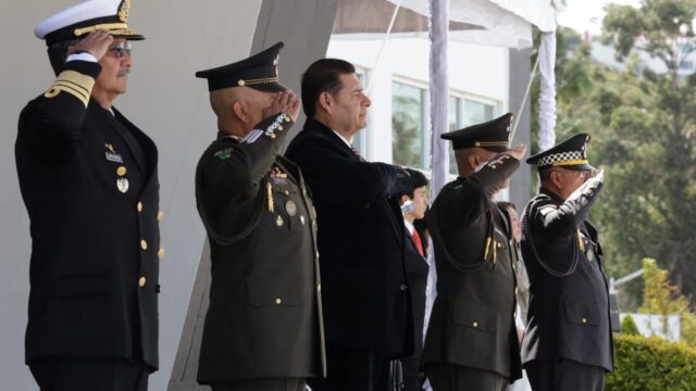 Fortalecen gobierno estatal y fuerzas armadas coordinación para consolidar paz regional
